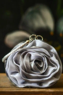 LA ROSA PLATA SOFT CLUTCH -Fashion Dress-Trish Scully 23 154fa960 fcb4 4383 8faf b50fc2dfa09d