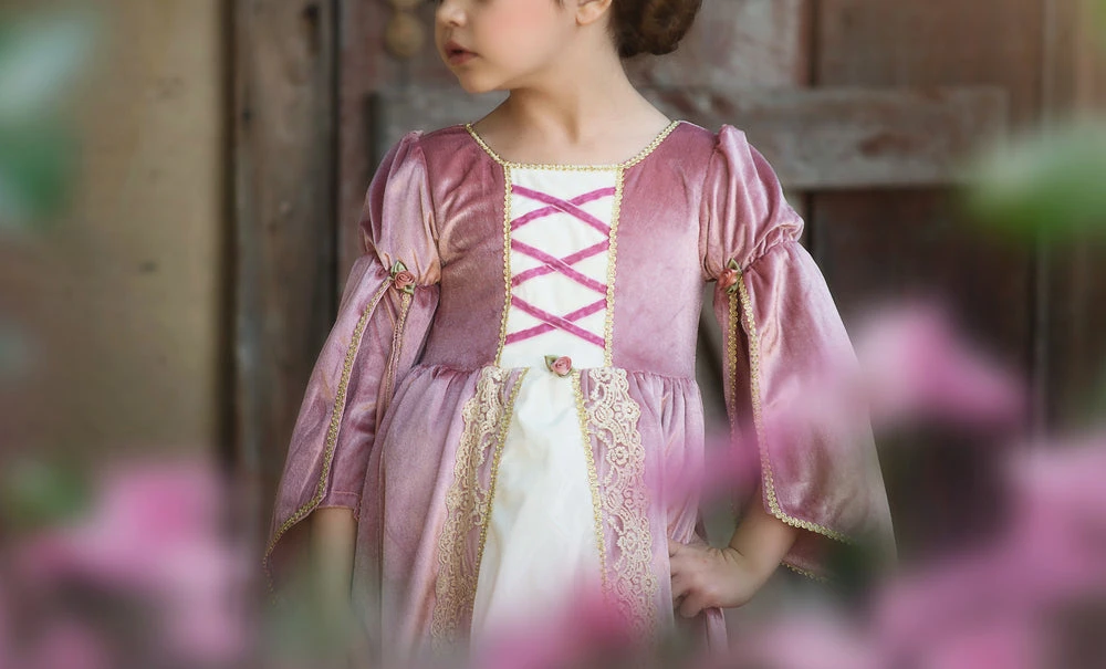 MEDIEVAL PRINCESS 4 MEDIEVAL PRINCESS - Image 2