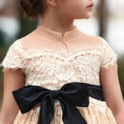 BELLISSIMO VENTILATORE 12 BELLISSIMO VENTILATORE -Fashion Dress-Trish Scully 2 94a420bc 41c2 4e00 8c2e d0f0468856c2