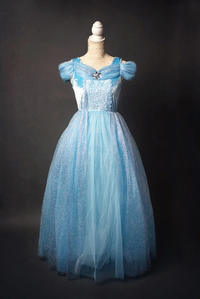 QUEEN OF THE KINGDOM GOWN FOR WOMEN 3 QUEEN OF THE KINGDOM GOWN FOR WOMEN