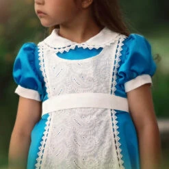 ALICE 11 ALICE -Fashion Dress-Trish Scully 3 a56af9ef 7357 4c5b ae8e fcb96e581419