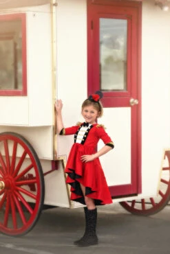 THE RINGMASTER 3 PC. SET 9 THE RINGMASTER 3 PC. SET -Fashion Dress-Trish Scully 67 3