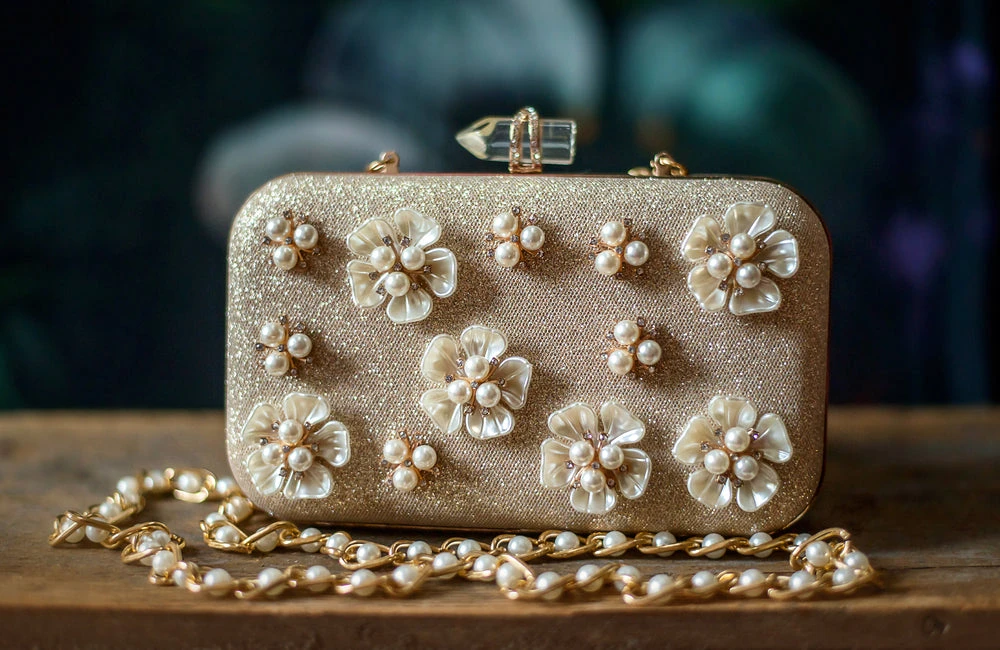 LA FLOR DE PERLA CLUTCH 5 LA FLOR DE PERLA CLUTCH - Image 3
