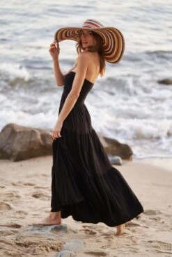 CANNES FLOPPY HAT -Fashion Dress-Trish Scully DSC02887