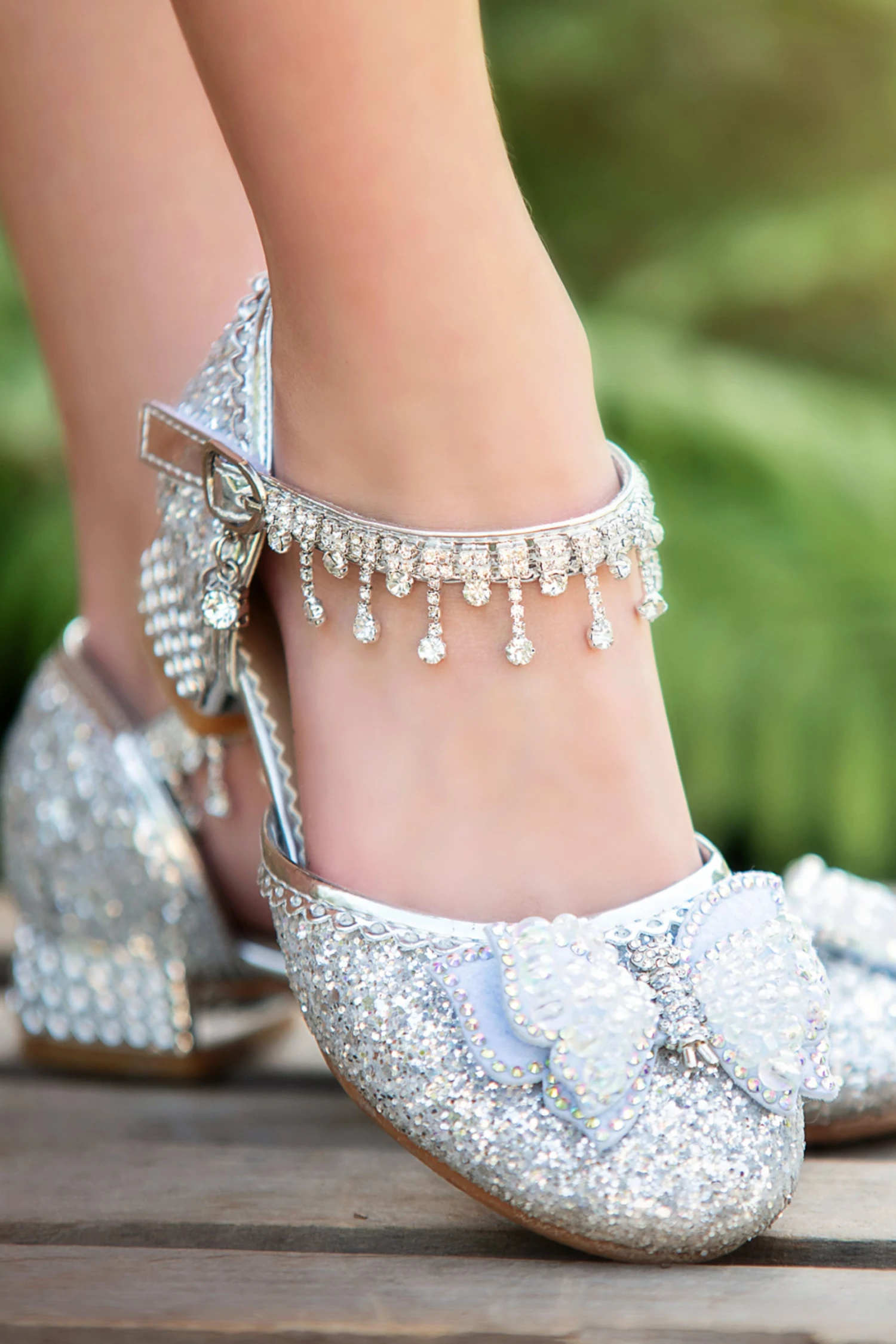 SILVER REGAL PRINCESS SHOE 3 SILVER REGAL PRINCESS SHOE