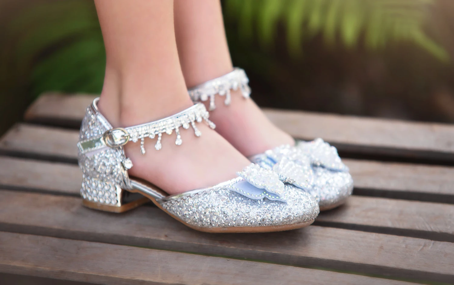 SILVER REGAL PRINCESS SHOE 5 SILVER REGAL PRINCESS SHOE - Image 3